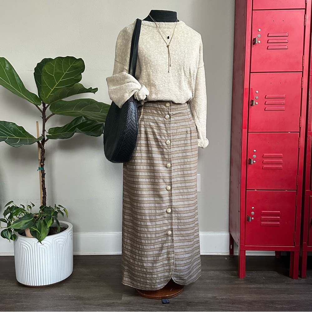 Chic brown white full Button-Down Striped Pencil … - image 7